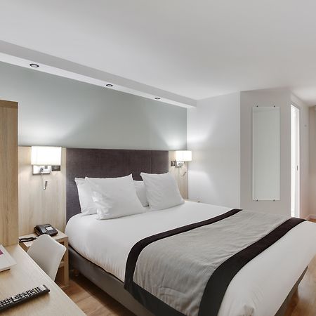 Hotel L'Amandier Nanterre Eksteriør billede