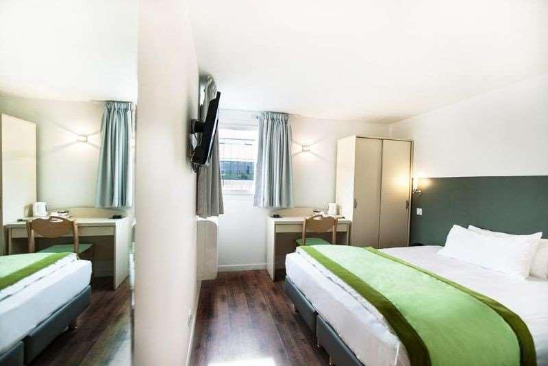 Hotel L'Amandier Nanterre Værelse billede