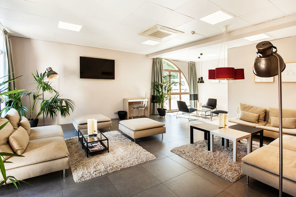 Hotel L'Amandier Nanterre Eksteriør billede